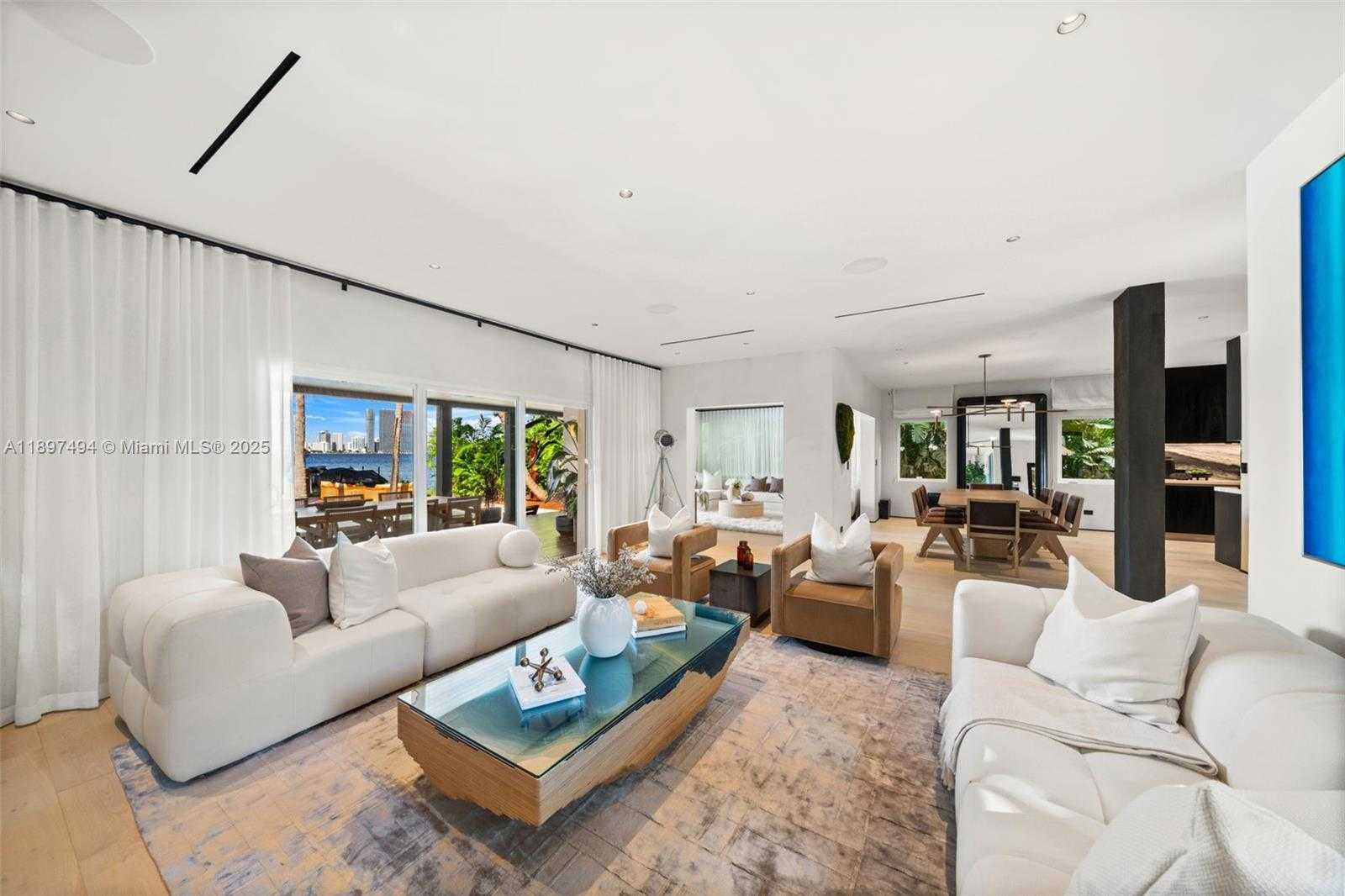 Small Image of 244 WEST SAN MARINO DR, Miami Beach Number 4