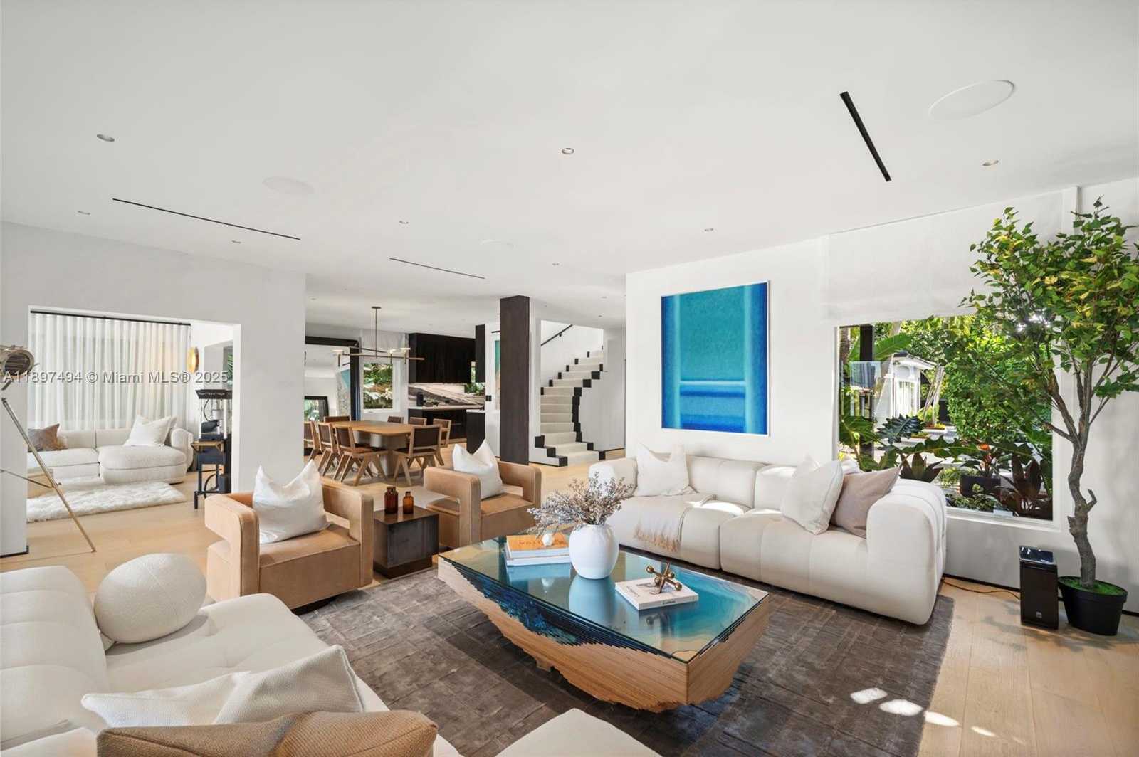 Small Image of 244 WEST SAN MARINO DR, Miami Beach Number 5