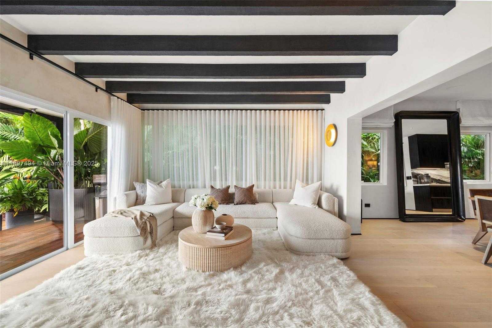 Small Image of 244 WEST SAN MARINO DR, Miami Beach Number 6