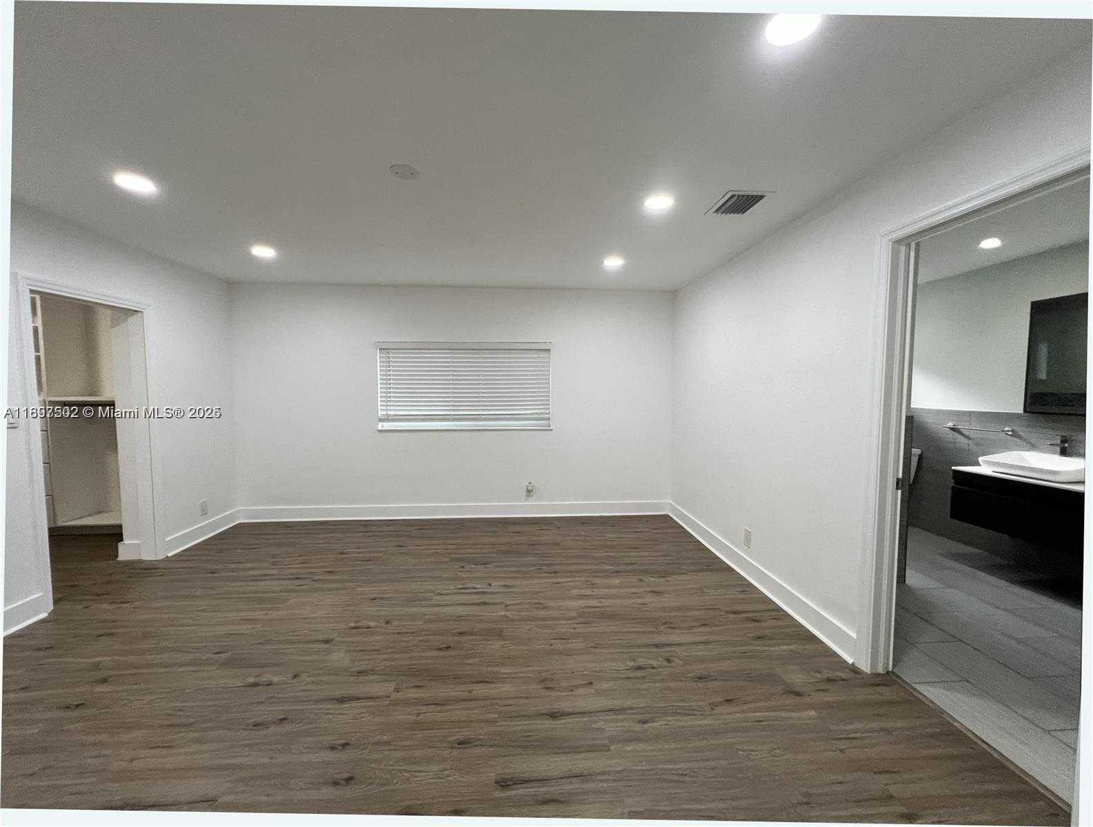 Small Image of 5401 WEST BROWARD BLVD, Plantation Number 20