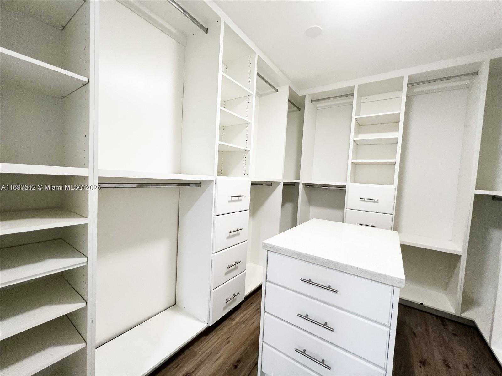 Small Image of 5401 WEST BROWARD BLVD, Plantation Number 29