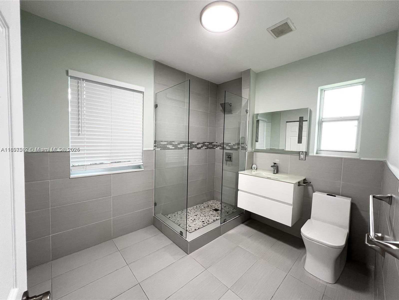 Small Image of 5401 WEST BROWARD BLVD, Plantation Number 33
