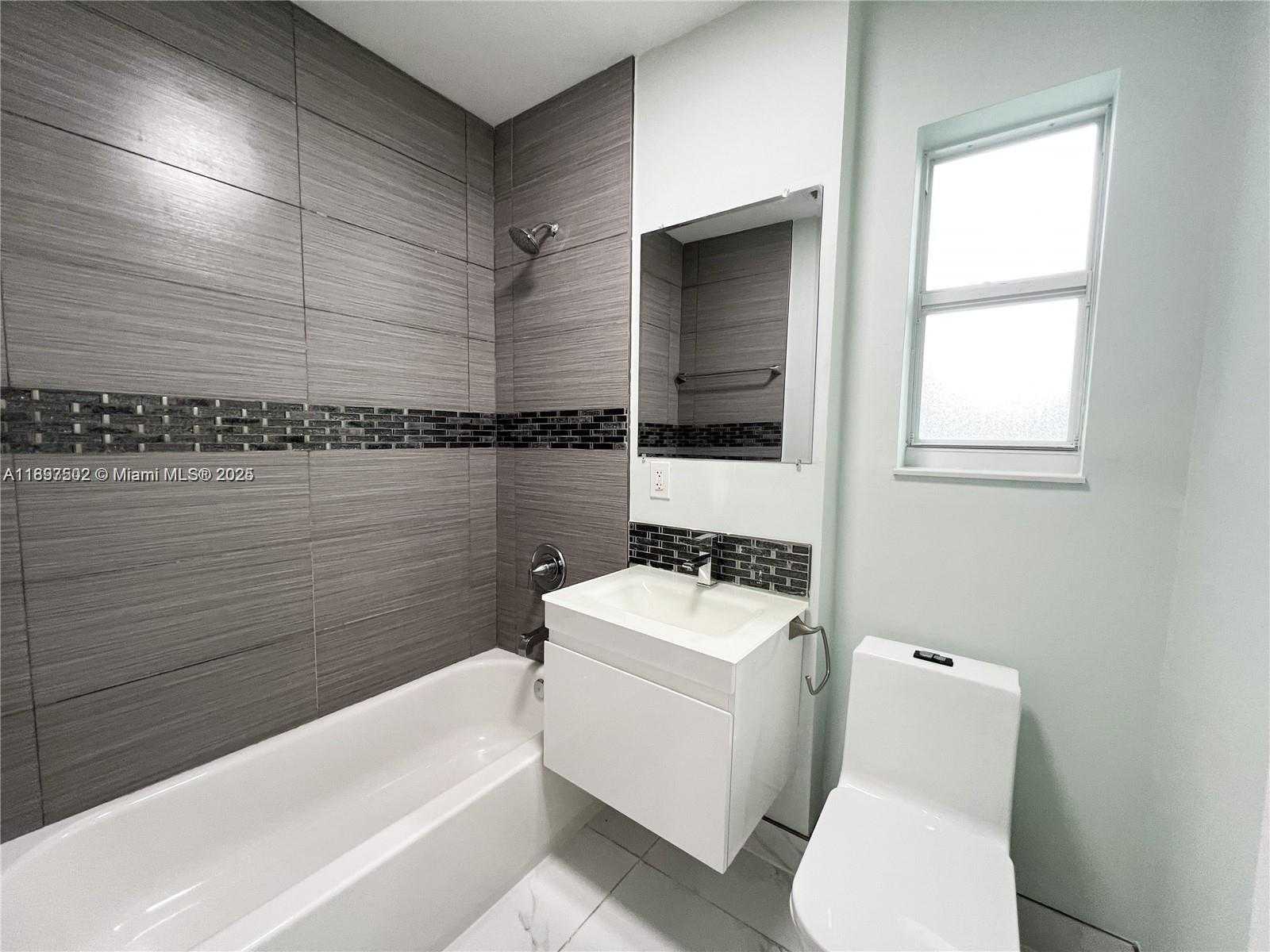 Small Image of 5401 WEST BROWARD BLVD, Plantation Number 37