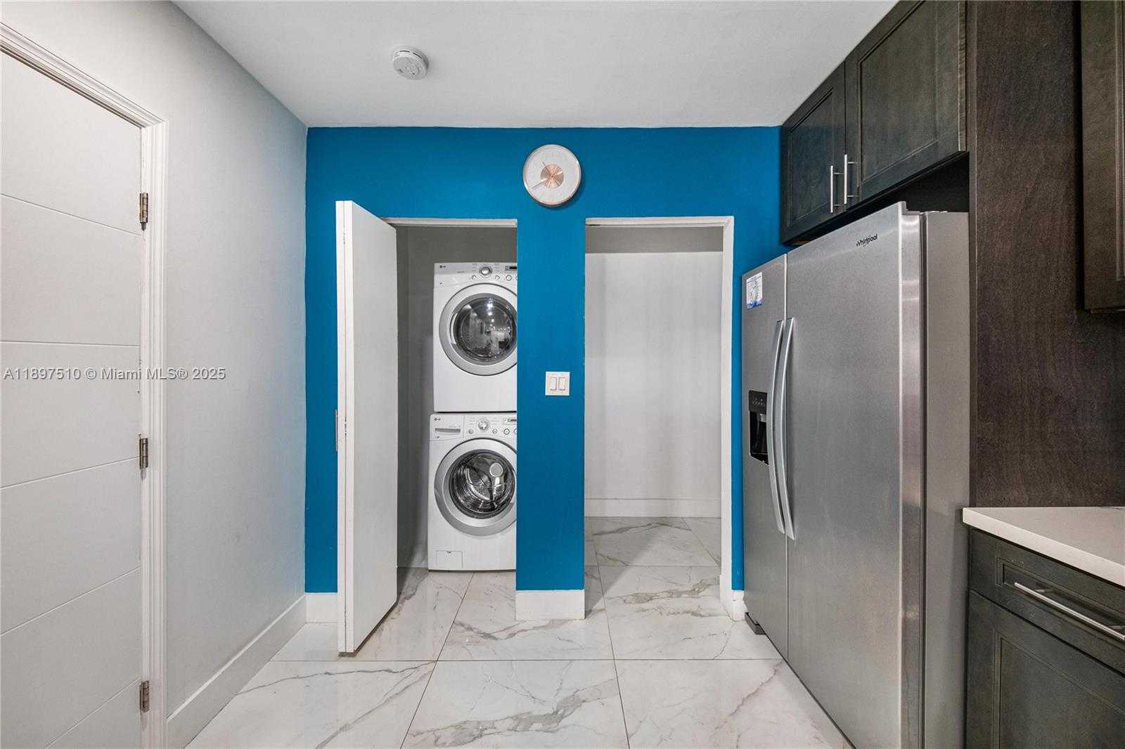 Small Image of 2441 ALCAZAR DR, Miramar Number 9