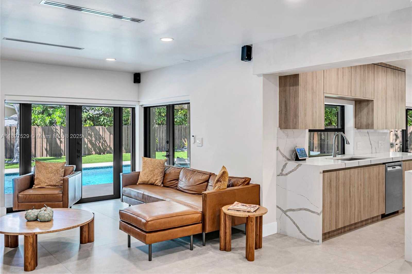 Small Image of 11340 SOUTH WEST 74TH CT, Pinecrest Number 30