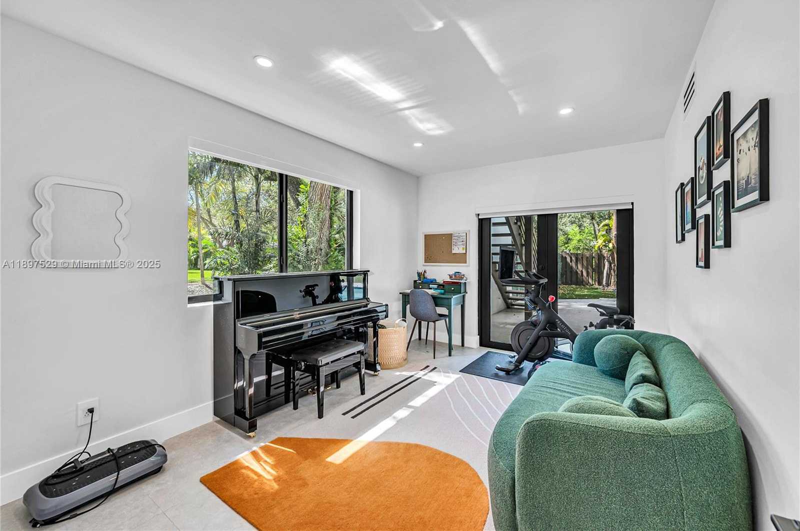 Small Image of 11340 SOUTH WEST 74TH CT, Pinecrest Number 47