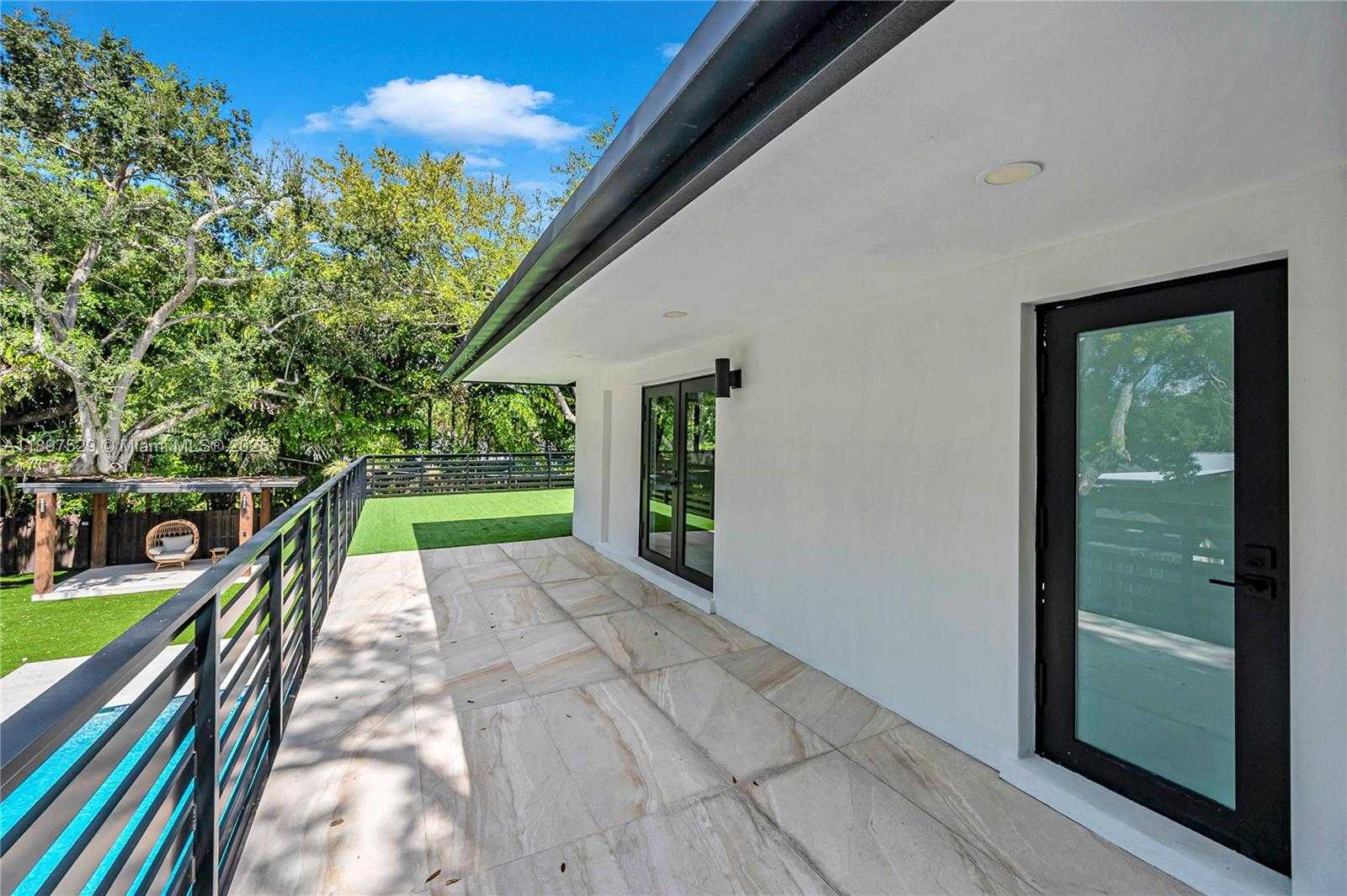 Small Image of 11340 SOUTH WEST 74TH CT, Pinecrest Number 56