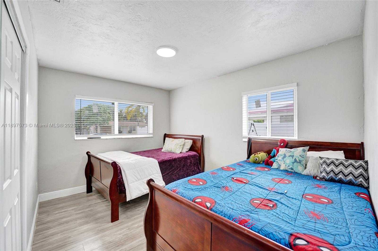 Small Image of 631 ARIZONA AVE, Fort Lauderdale Number 25