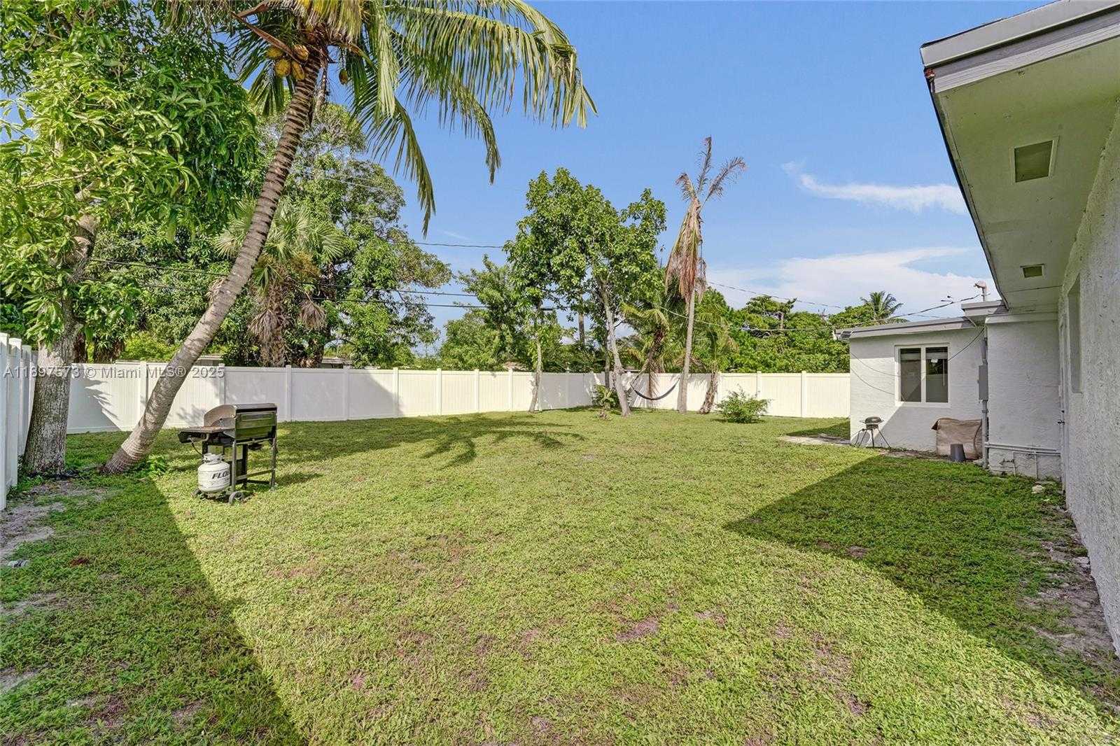 Small Image of 631 ARIZONA AVE, Fort Lauderdale Number 39