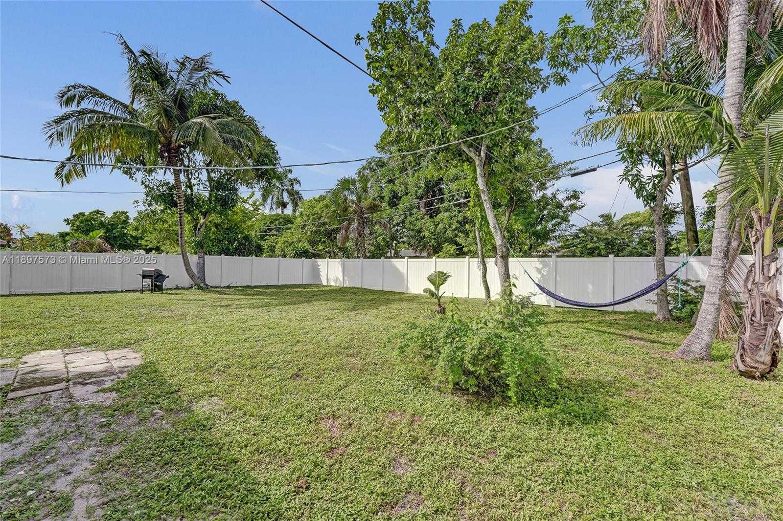 Small Image of 631 ARIZONA AVE, Fort Lauderdale Number 44