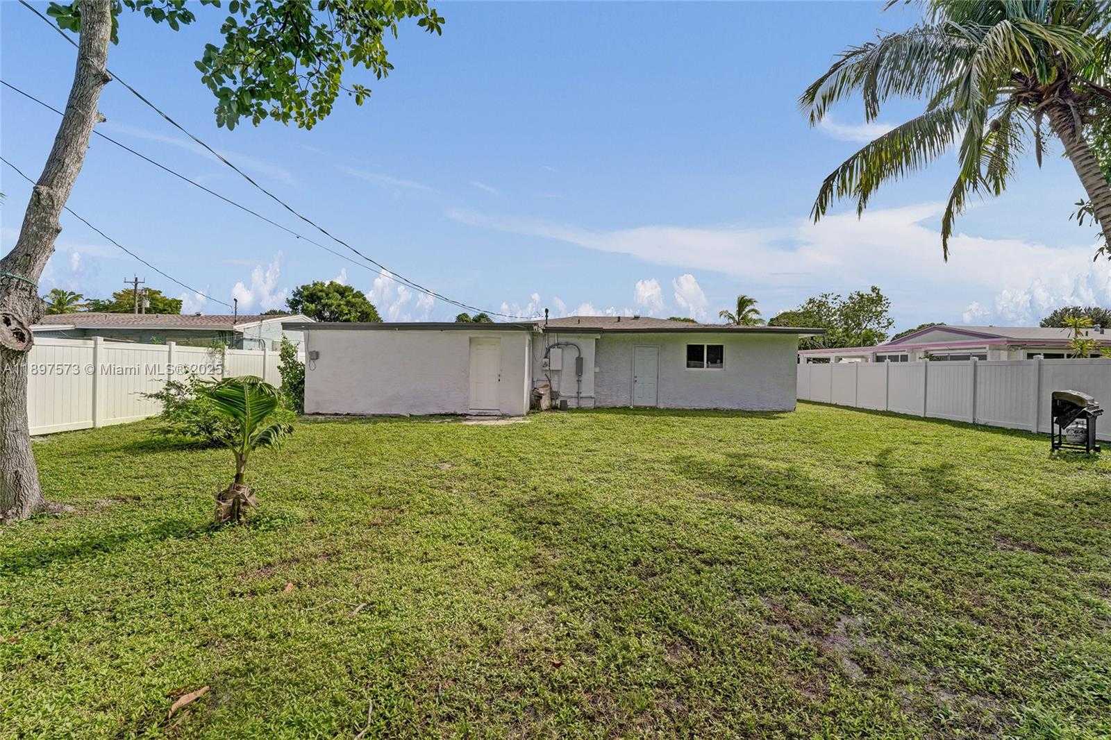 Small Image of 631 ARIZONA AVE, Fort Lauderdale Number 46