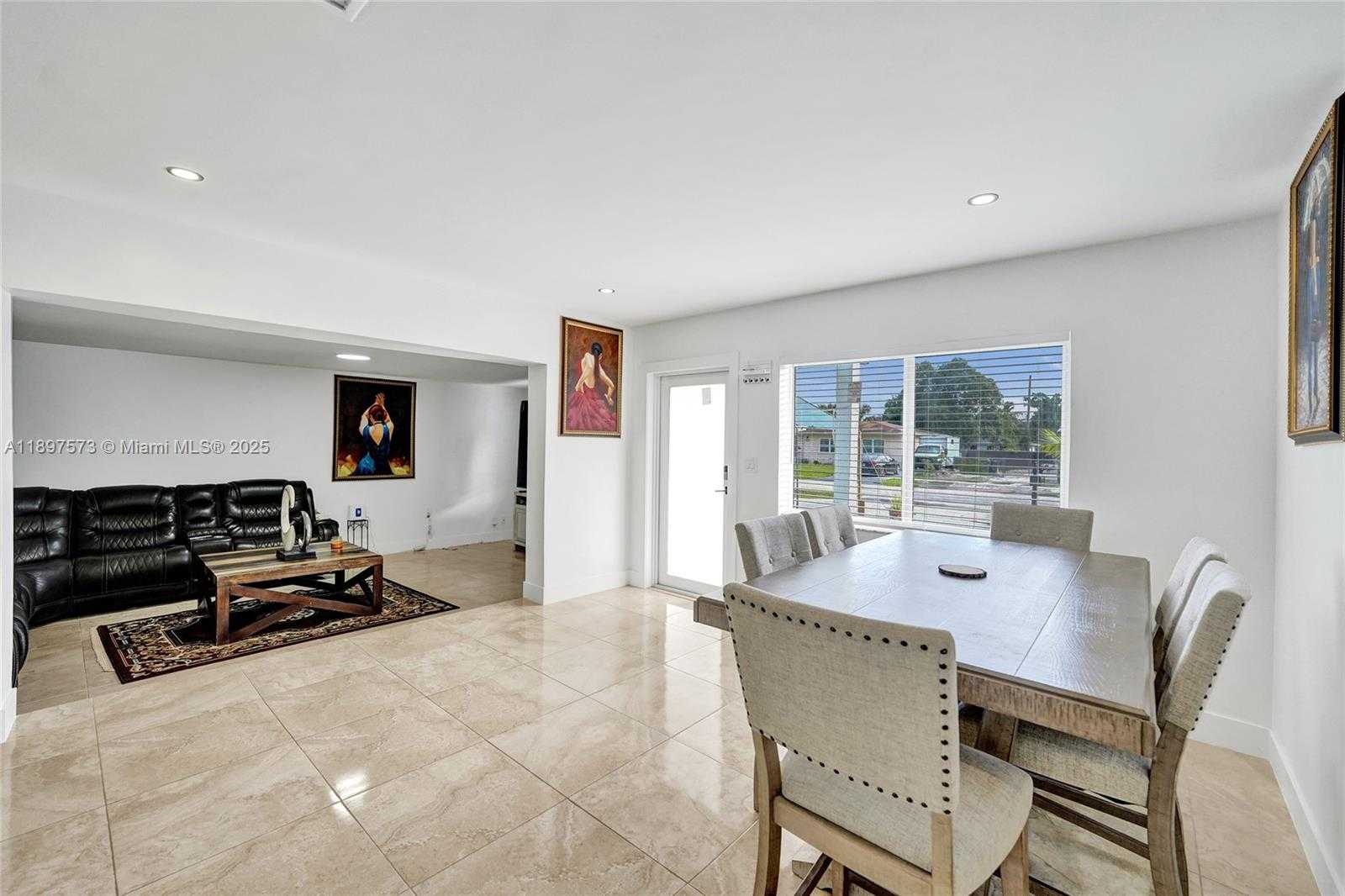 Small Image of 631 ARIZONA AVE, Fort Lauderdale Number 5