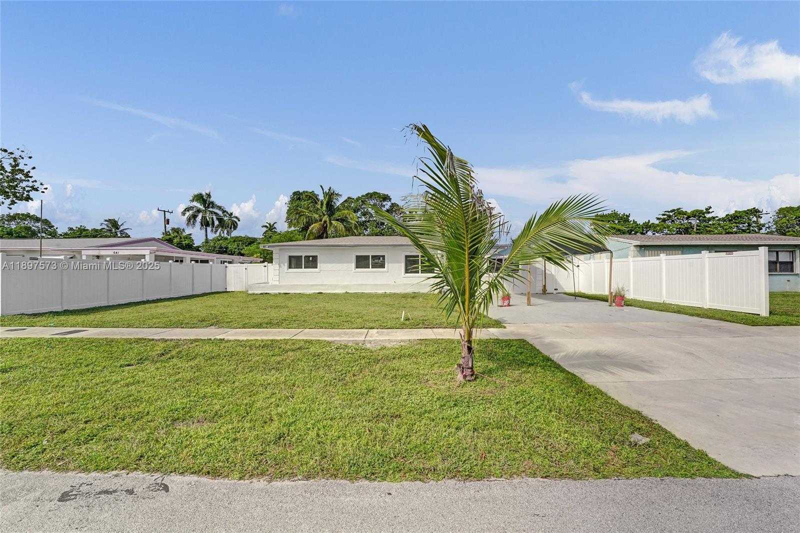 Small Image of 631 ARIZONA AVE, Fort Lauderdale Number 50