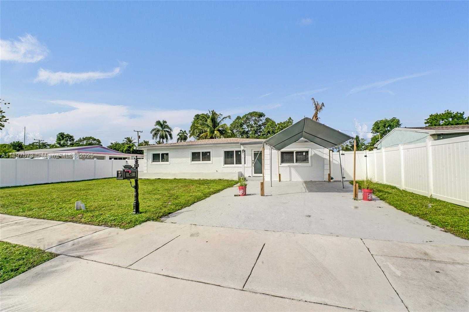 Small Image of 631 ARIZONA AVE, Fort Lauderdale Number 52