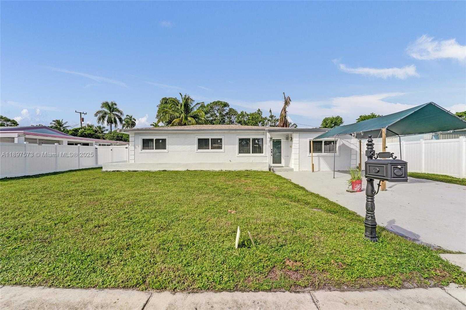 Small Image of 631 ARIZONA AVE, Fort Lauderdale Number 53