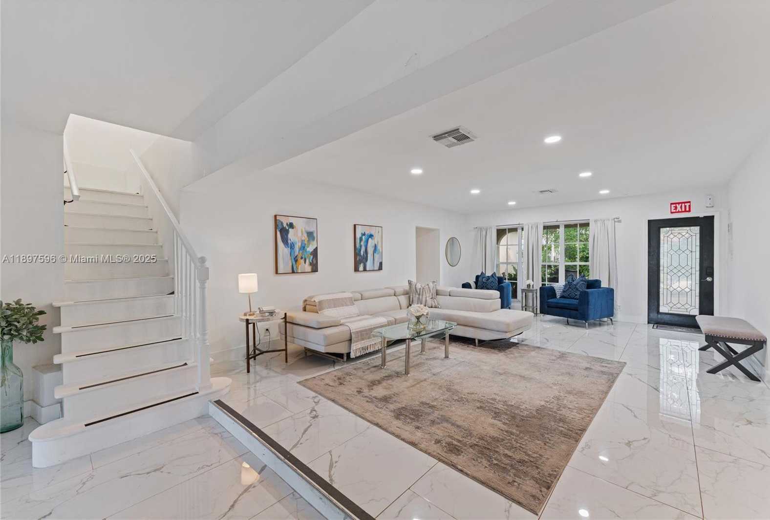 Small Image of 1809 CORAL GARDENS DR, Wilton Manors Number 13