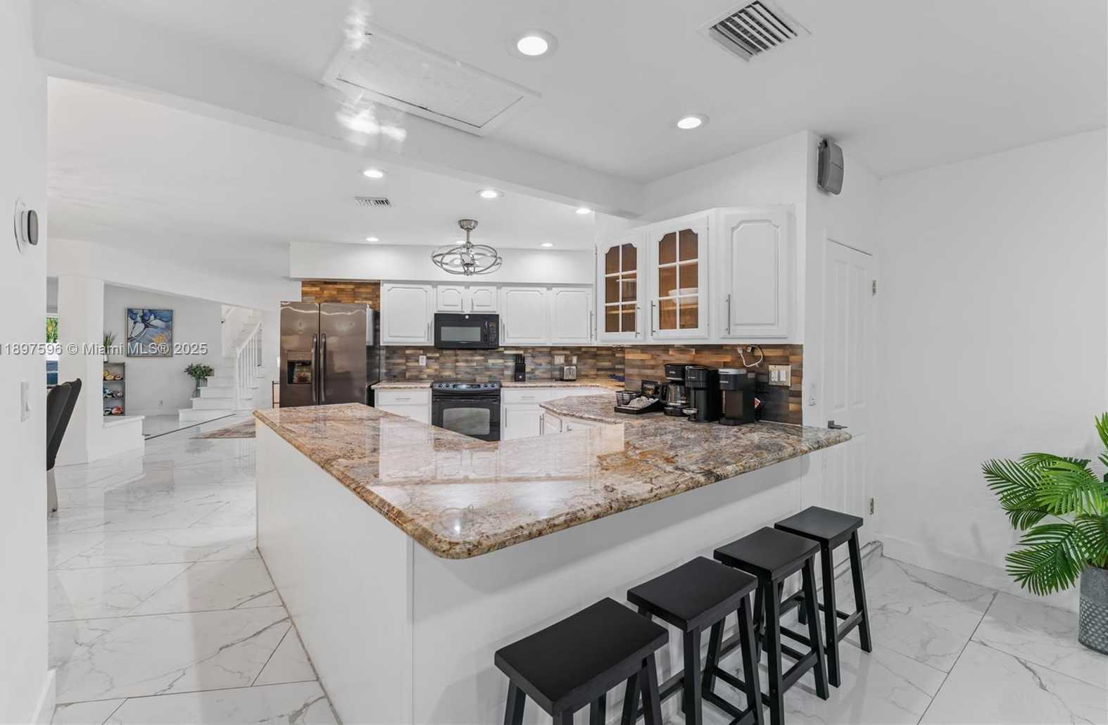 Small Image of 1809 CORAL GARDENS DR, Wilton Manors Number 20