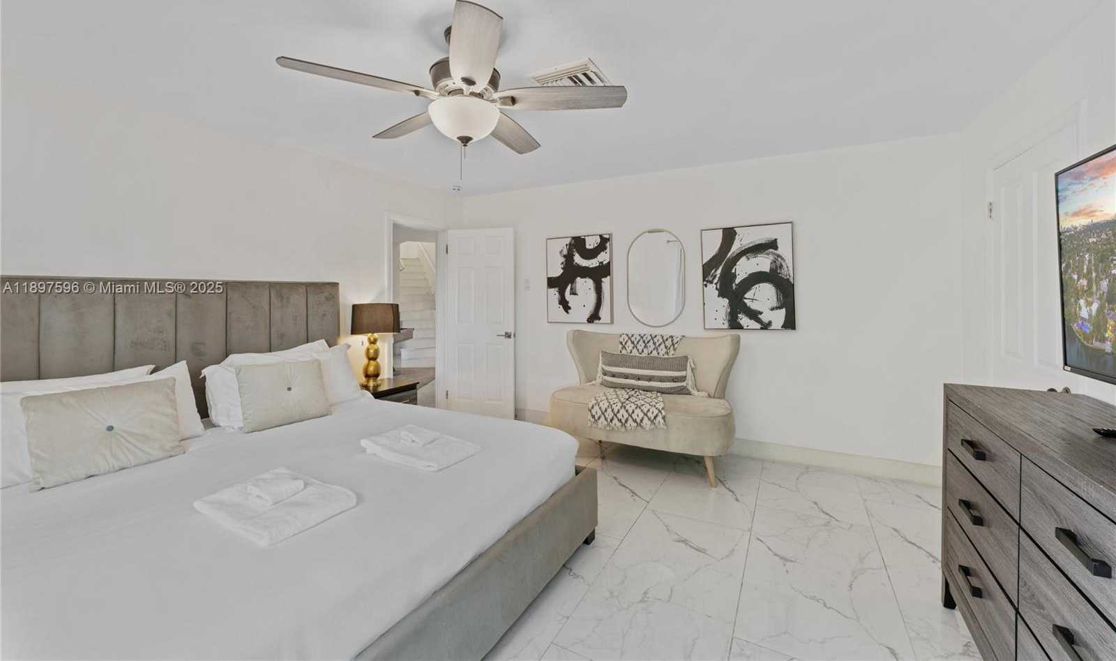 Small Image of 1809 CORAL GARDENS DR, Wilton Manors Number 33