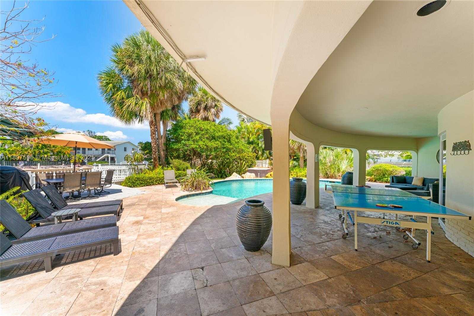 Small Image of 1809 CORAL GARDENS DR, Wilton Manors Number 40