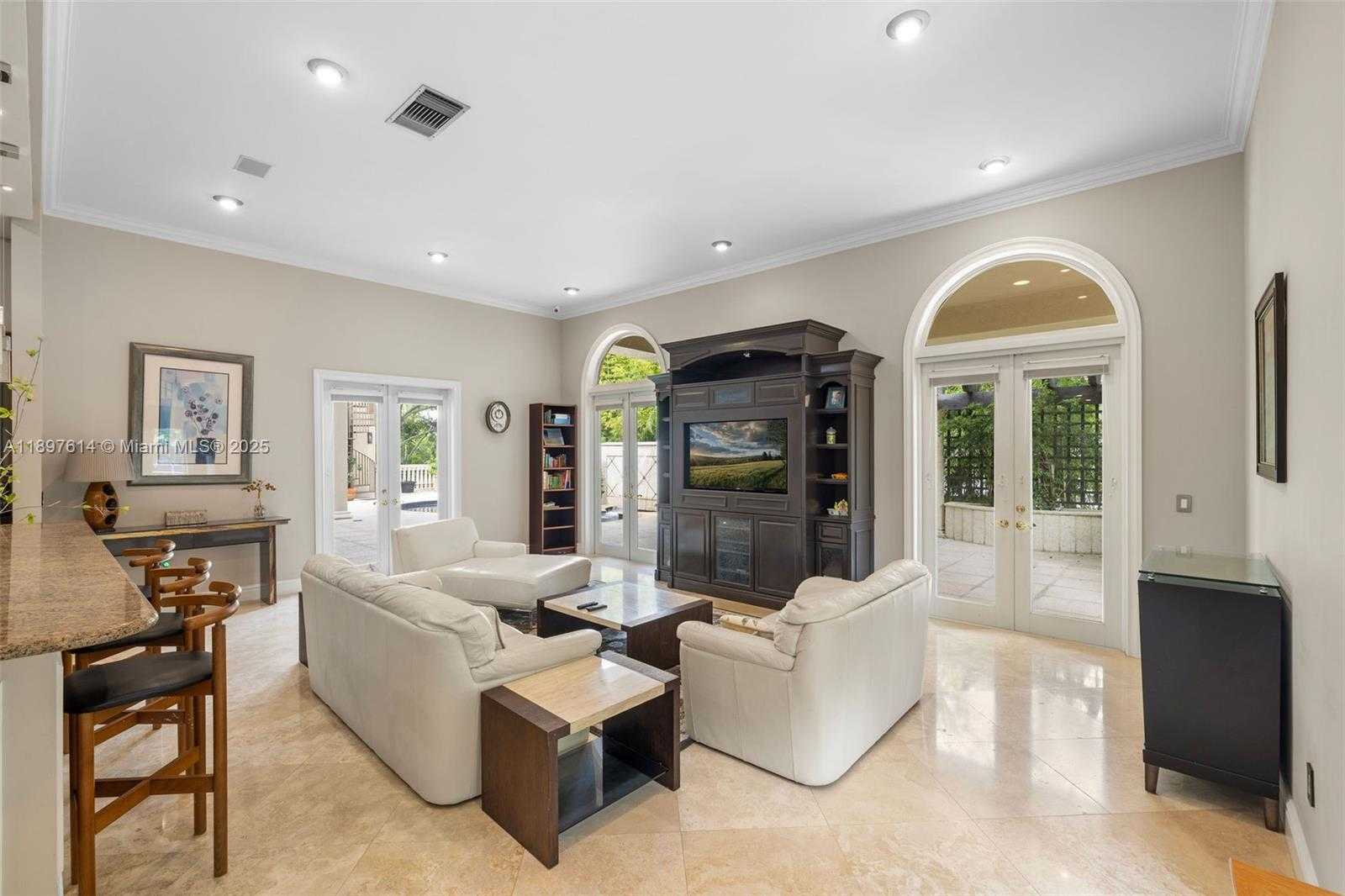 Small Image of 3601 MATHESON AVE, Miami Number 25