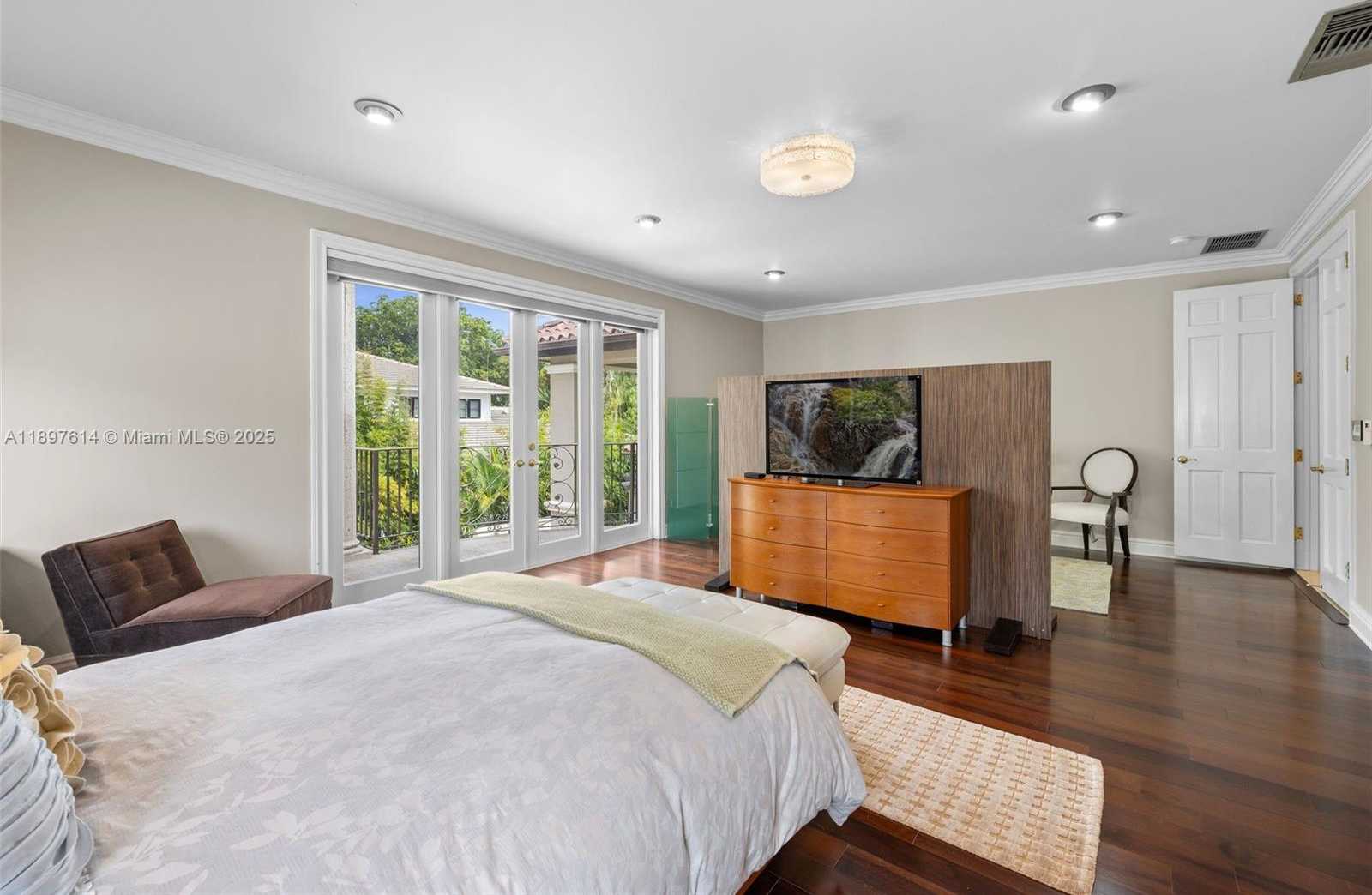 Small Image of 3601 MATHESON AVE, Miami Number 40