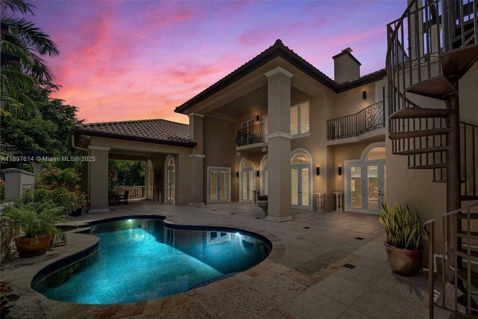 Small Image of 3601 MATHESON AVE, Miami Number 6