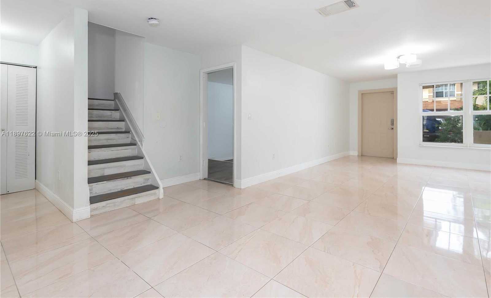 Small Image of 3382 NORTH WEST 197TH TER, Miami Gardens Number 10