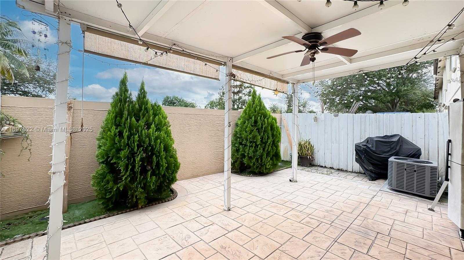 Small Image of 3382 NORTH WEST 197TH TER, Miami Gardens Number 14