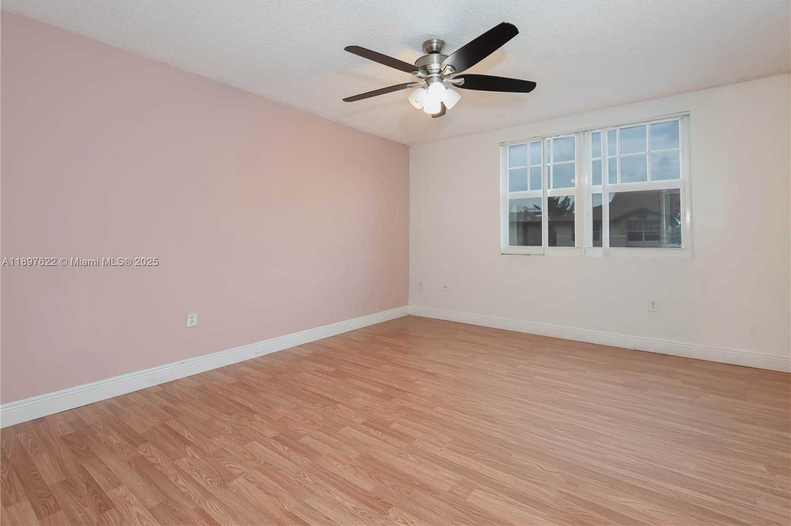 Small Image of 3382 NORTH WEST 197TH TER, Miami Gardens Number 16