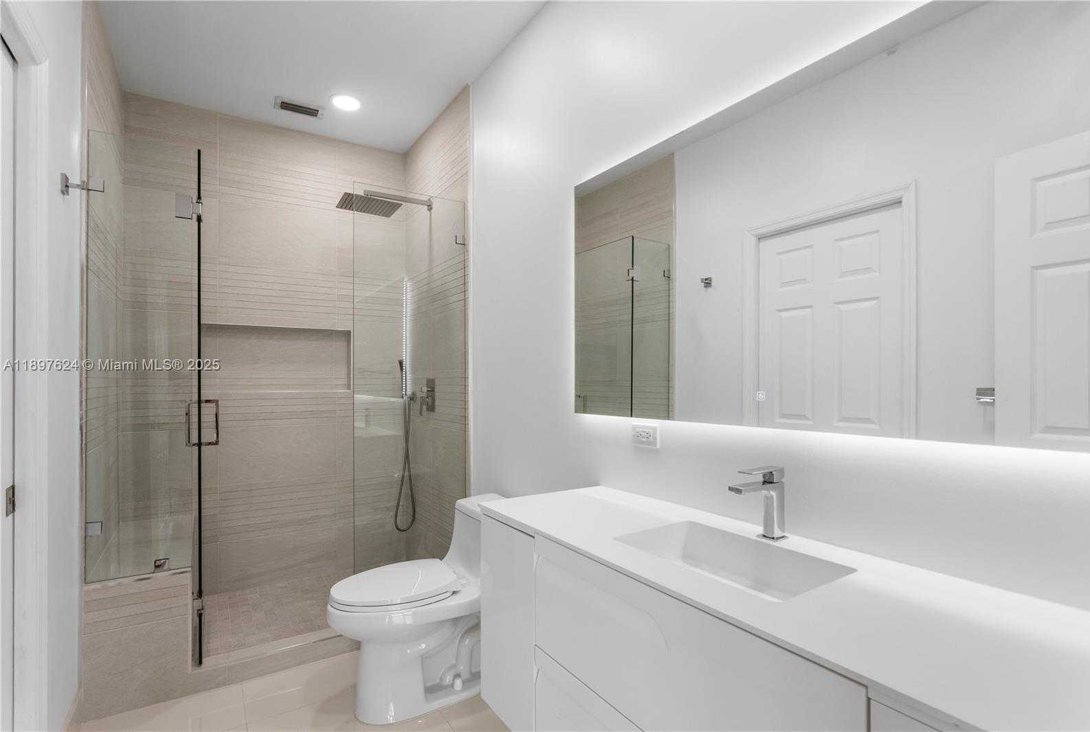 Small Image of 3620 HERON RIDGE LN, Weston Number 10