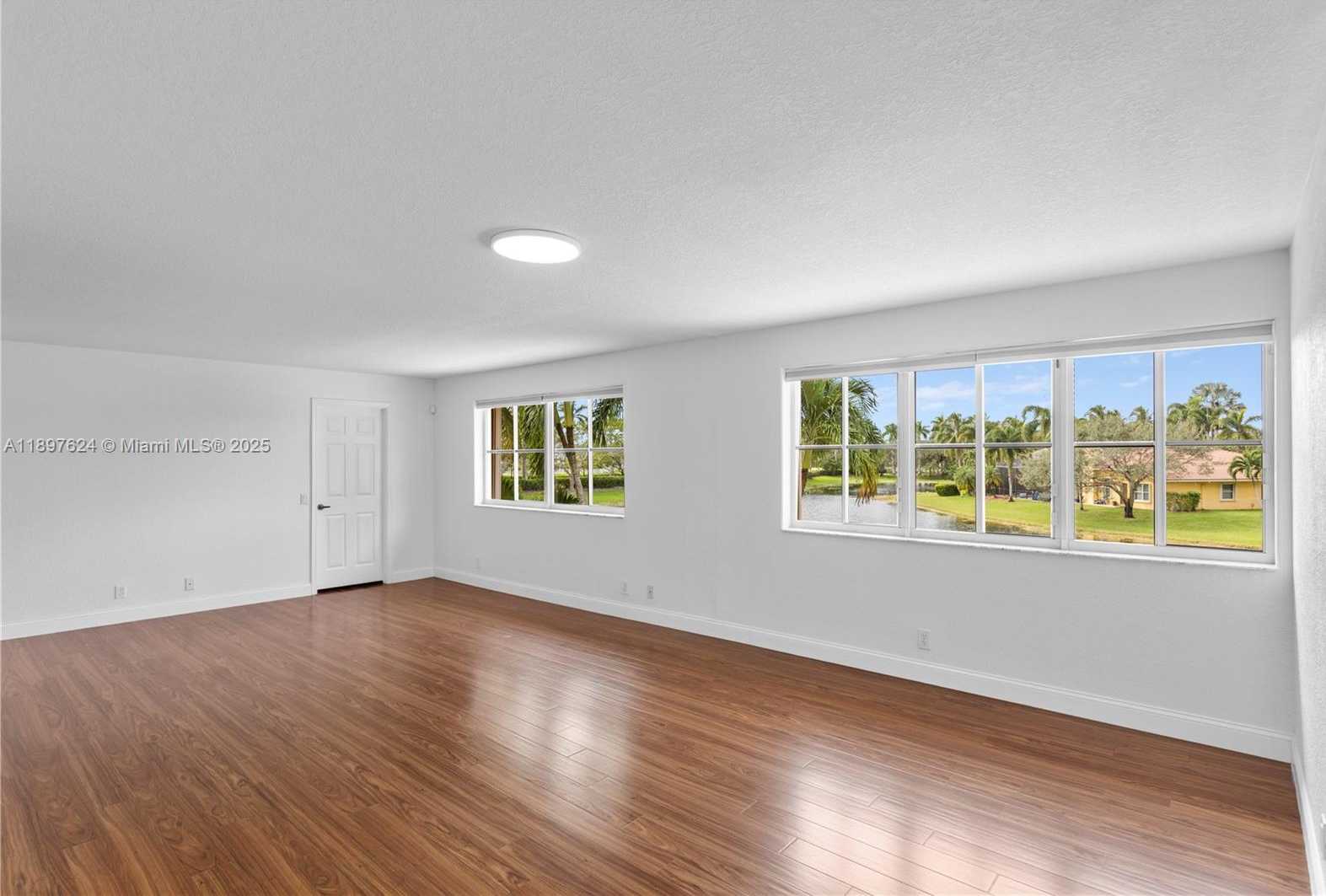 Small Image of 3620 HERON RIDGE LN, Weston Number 13