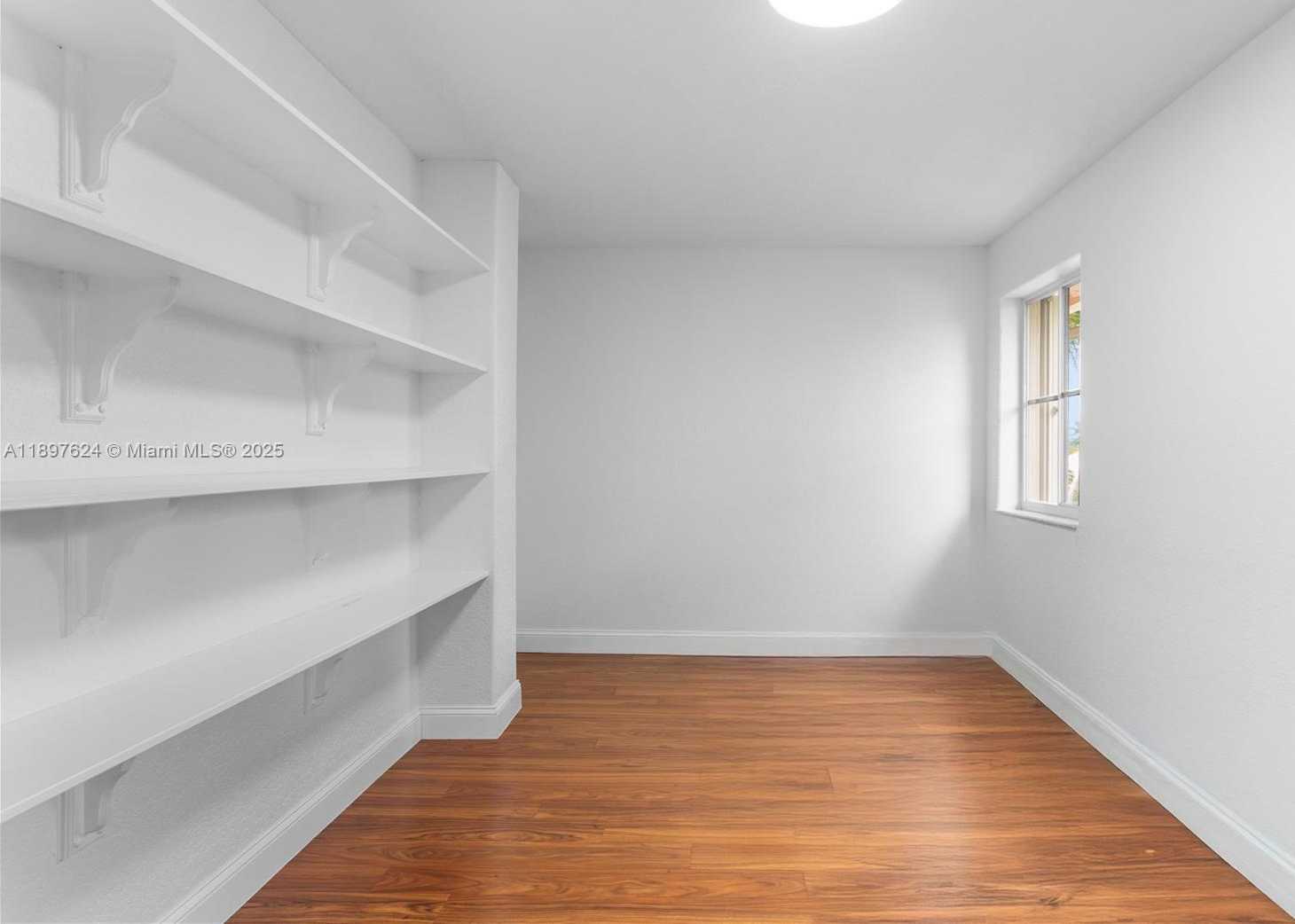 Small Image of 3620 HERON RIDGE LN, Weston Number 15