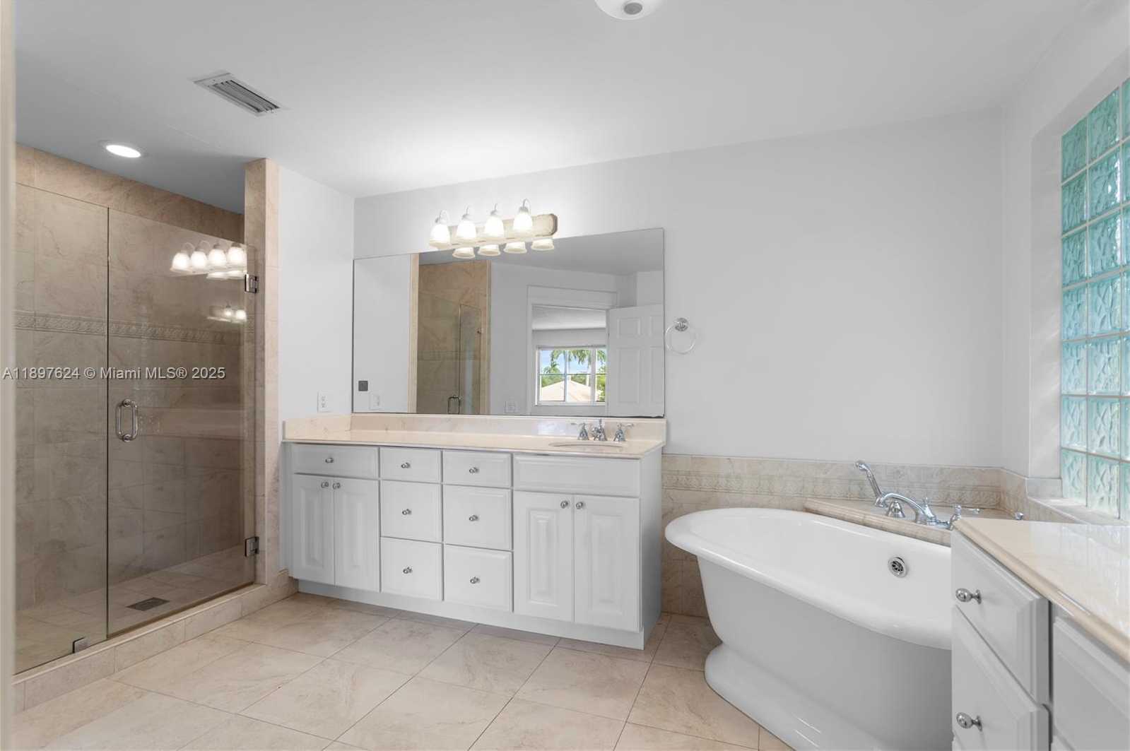 Small Image of 3620 HERON RIDGE LN, Weston Number 17
