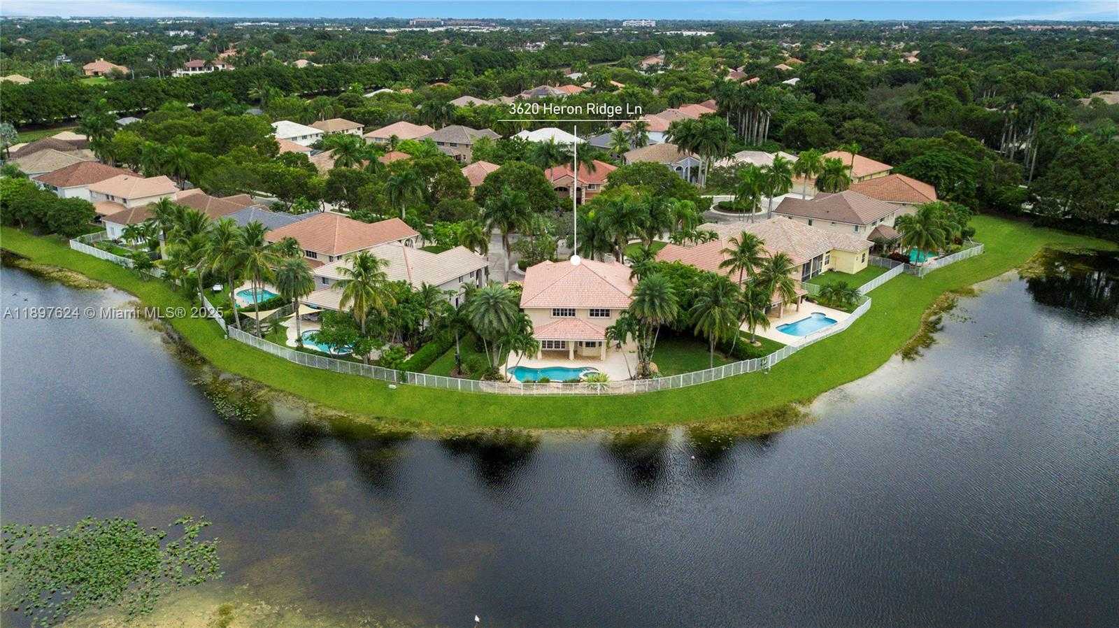 Small Image of 3620 HERON RIDGE LN, Weston Number 29
