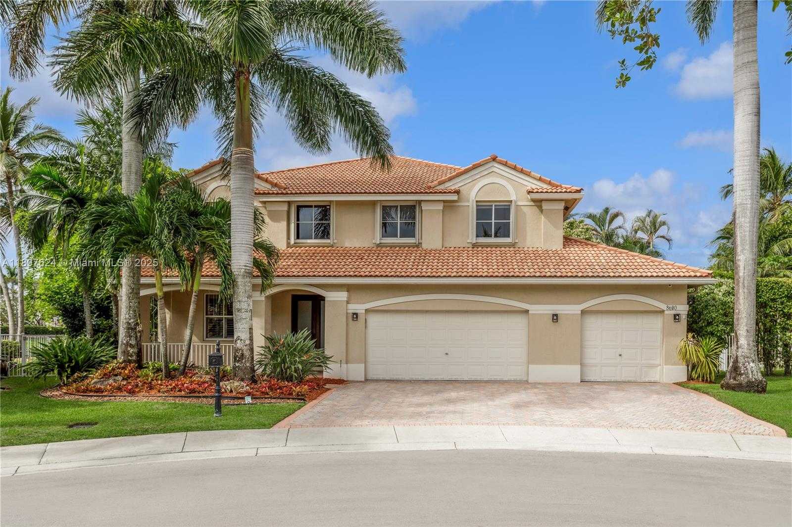 Small Image of 3620 HERON RIDGE LN, Weston Number 32