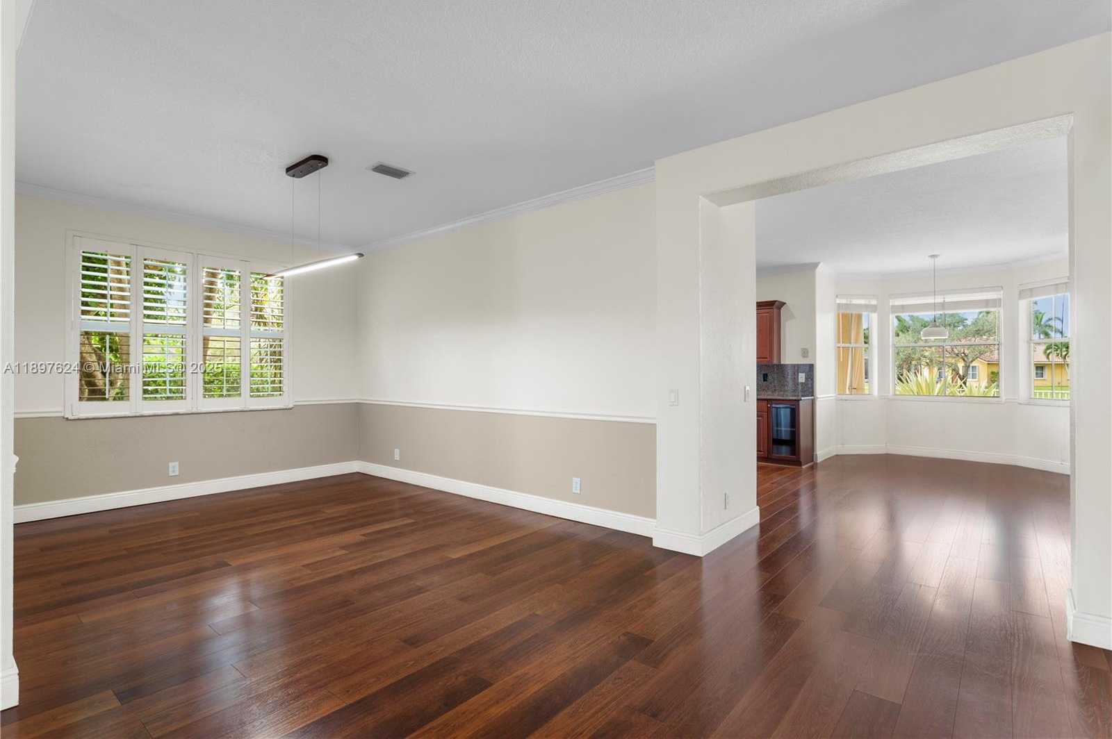 Small Image of 3620 HERON RIDGE LN, Weston Number 4