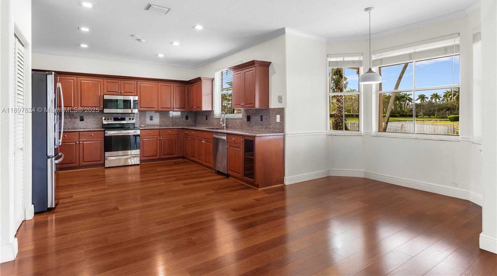 Small Image of 3620 HERON RIDGE LN, Weston Number 5