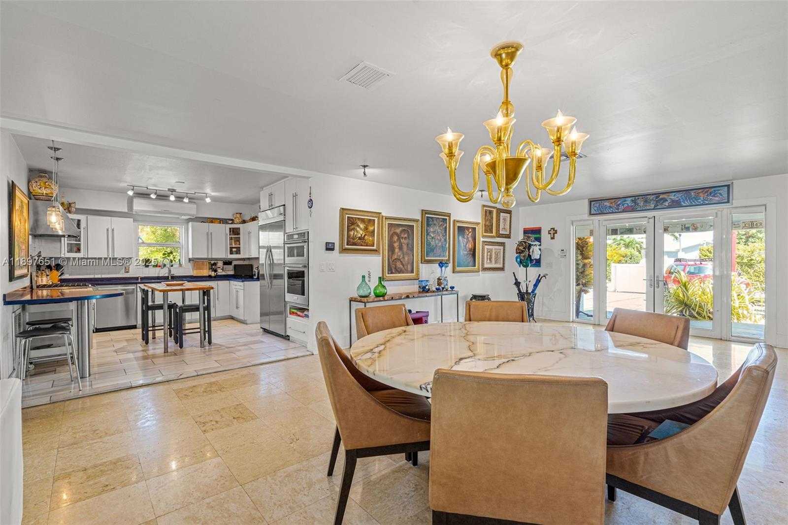 Small Image of 7970 HAWTHORNE AVE, Miami Beach Number 10