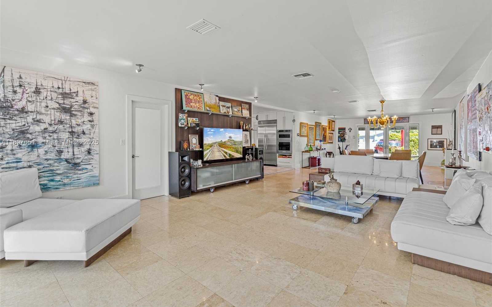 Small Image of 7970 HAWTHORNE AVE, Miami Beach Number 12
