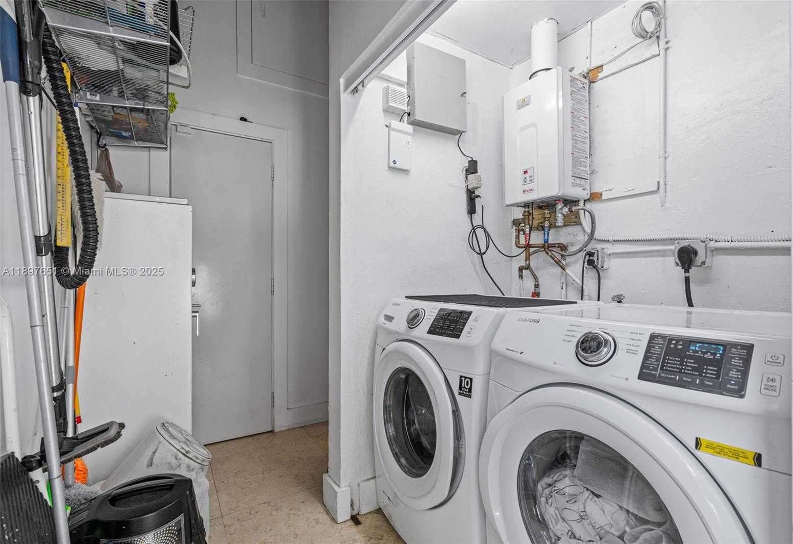 Small Image of 7970 HAWTHORNE AVE, Miami Beach Number 17