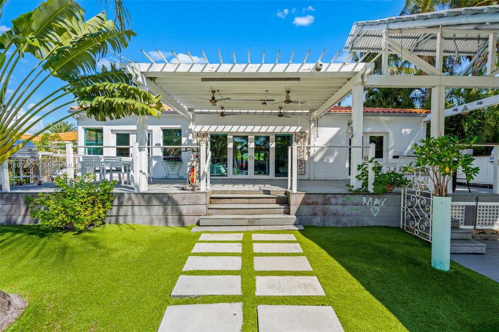Small Image of 7970 HAWTHORNE AVE, Miami Beach Number 37