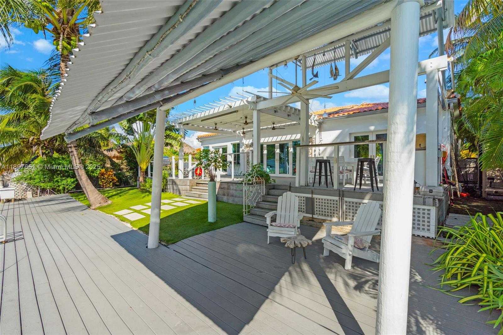Small Image of 7970 HAWTHORNE AVE, Miami Beach Number 39