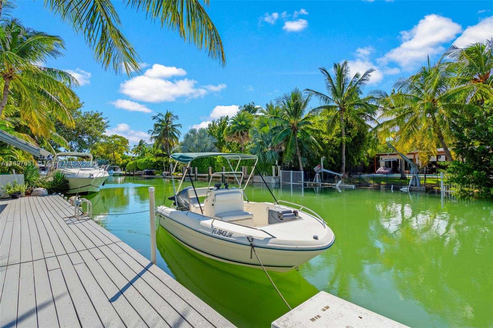 Small Image of 7970 HAWTHORNE AVE, Miami Beach Number 40