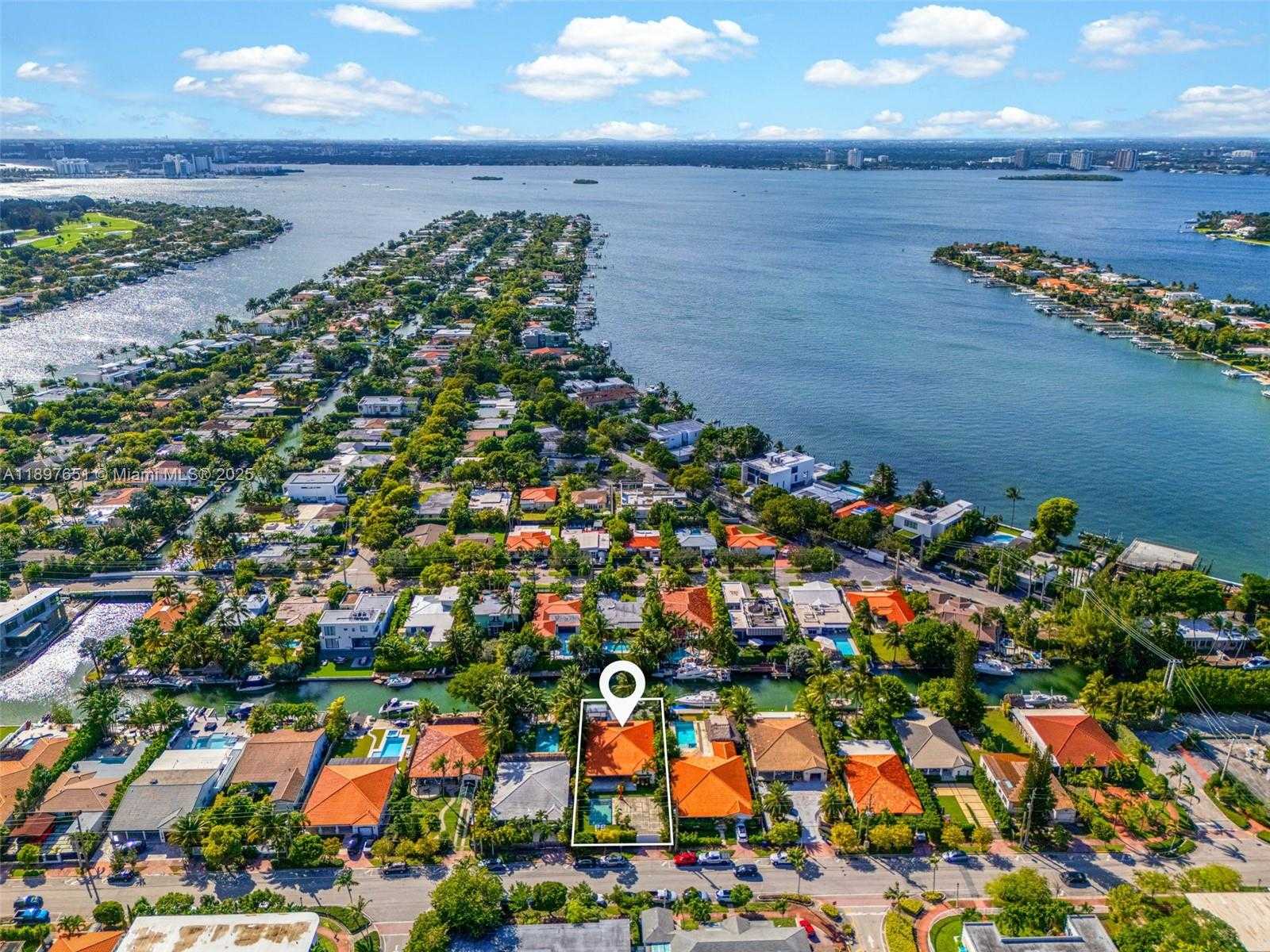 Small Image of 7970 HAWTHORNE AVE, Miami Beach Number 48