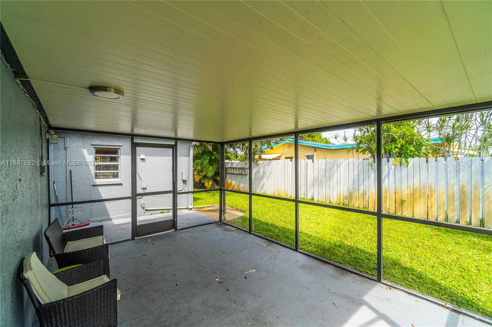 Small Image of 3338 TAFT ST, Hollywood Number 14