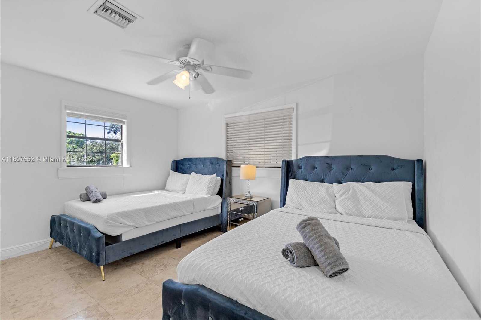 Small Image of 3338 TAFT ST, Hollywood Number 23