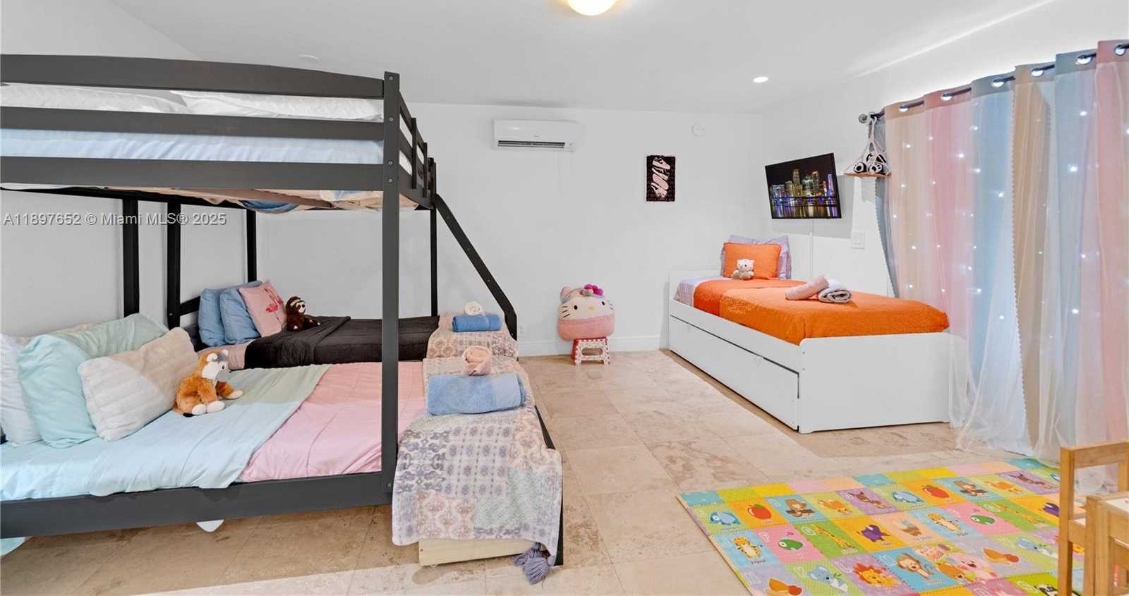 Small Image of 3338 TAFT ST, Hollywood Number 30