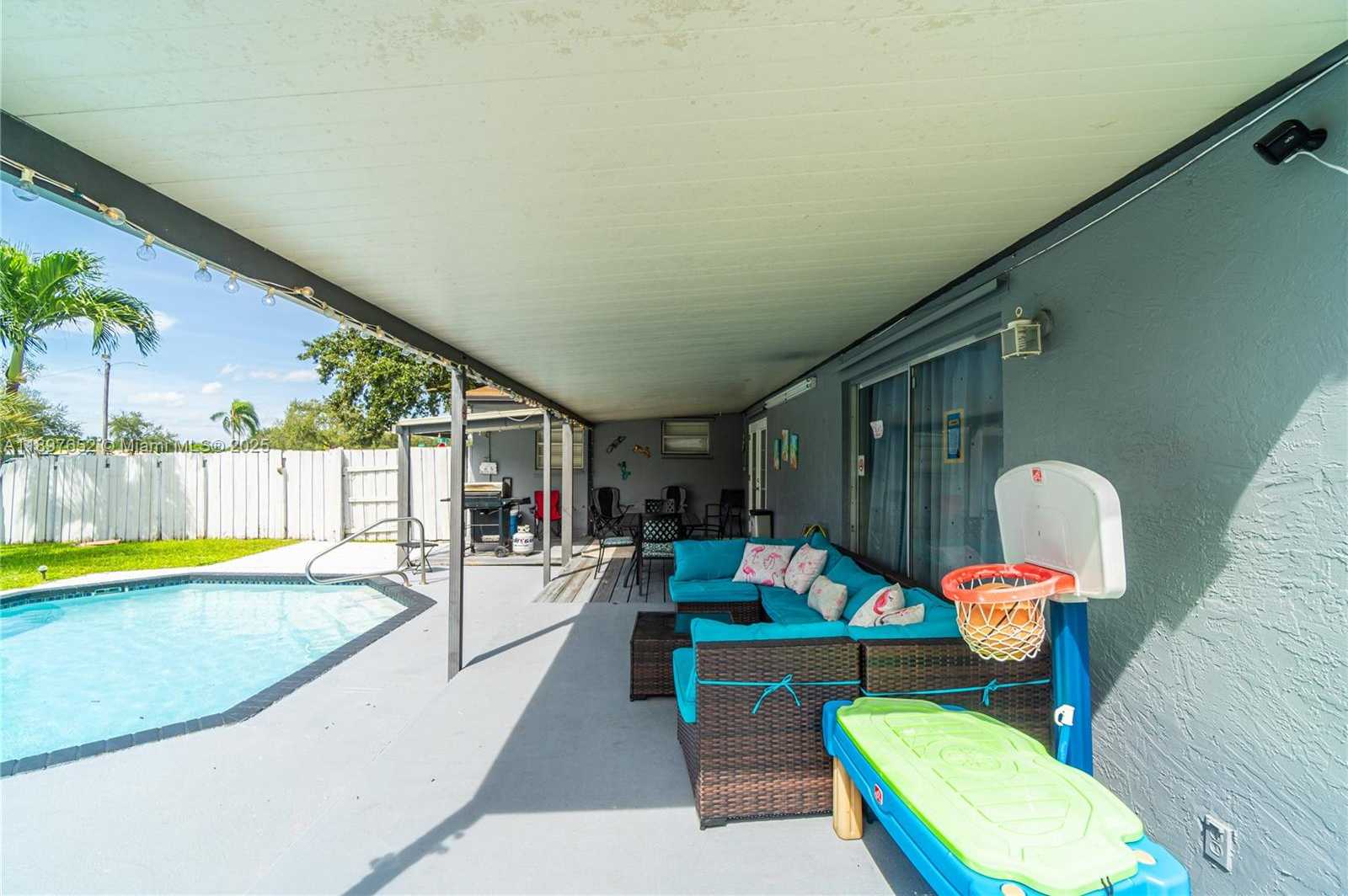 Small Image of 3338 TAFT ST, Hollywood Number 7