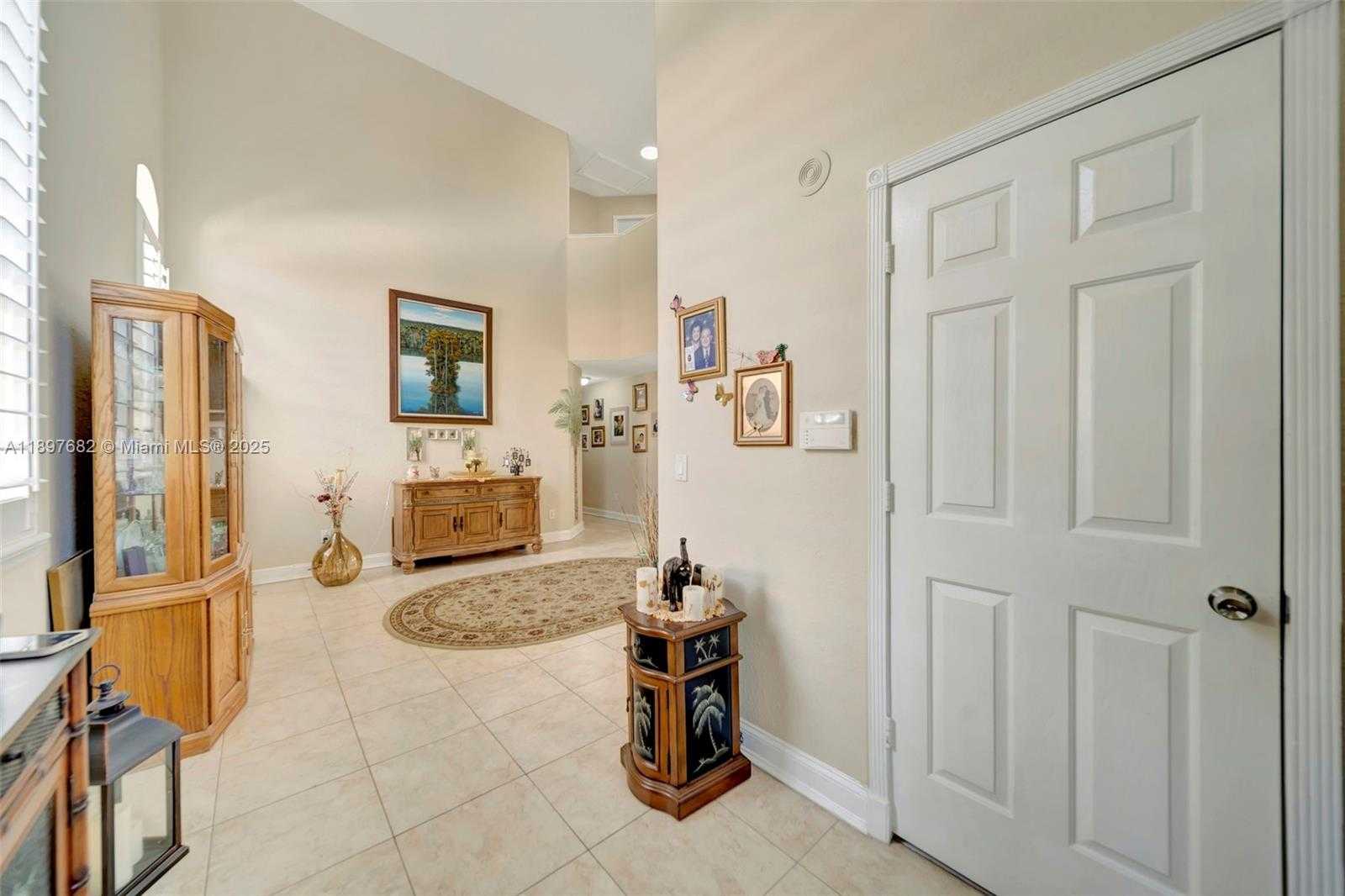 Small Image of 1653 SOUTH WEST 158TH TER, Pembroke Pines Number 11