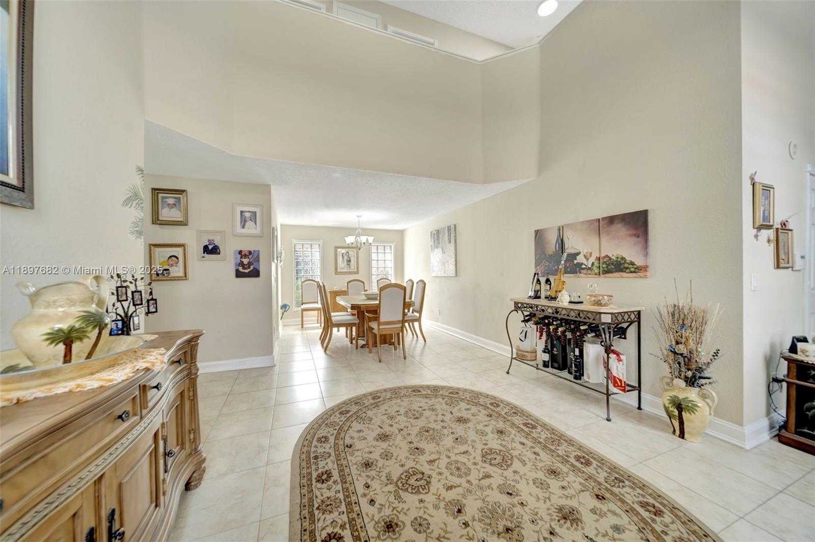 Small Image of 1653 SOUTH WEST 158TH TER, Pembroke Pines Number 13